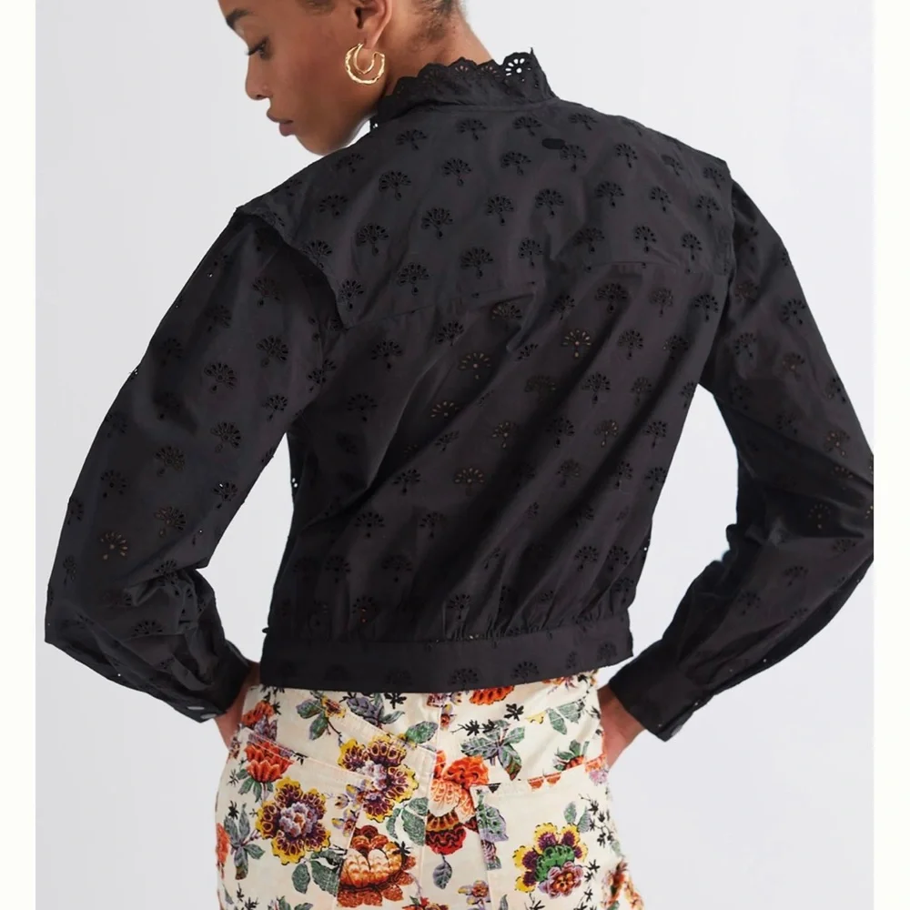 Anthropologie Scotch & Soda Eyelet Buttondown size S color Black - Picture 4 of 4